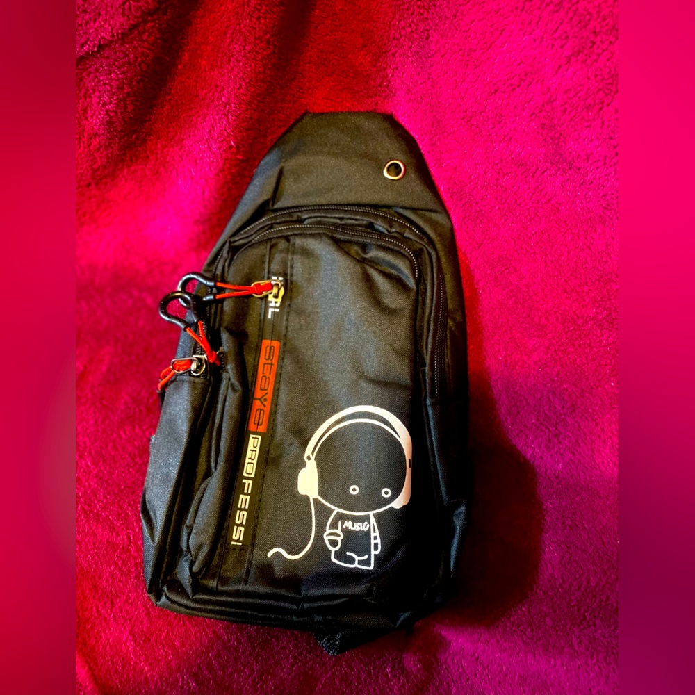 NWT-Chest Bag 2024 New Casual Fashion Shoulder Bag Black Crossbody Backpack